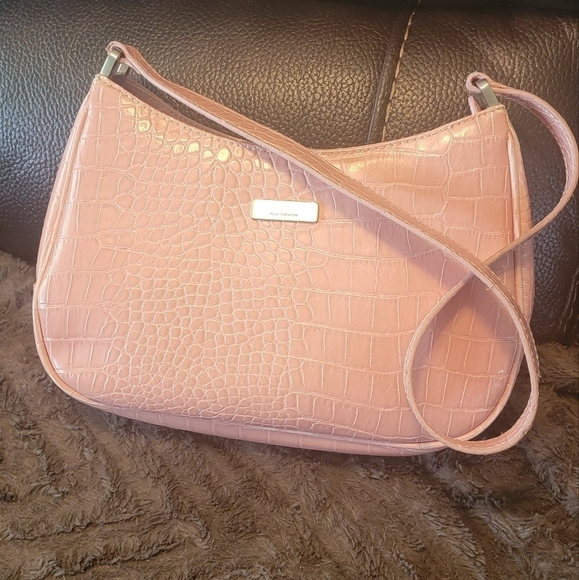 Liz Claiborne Handbags - Liz Claiborne Purse NWOT Handbag